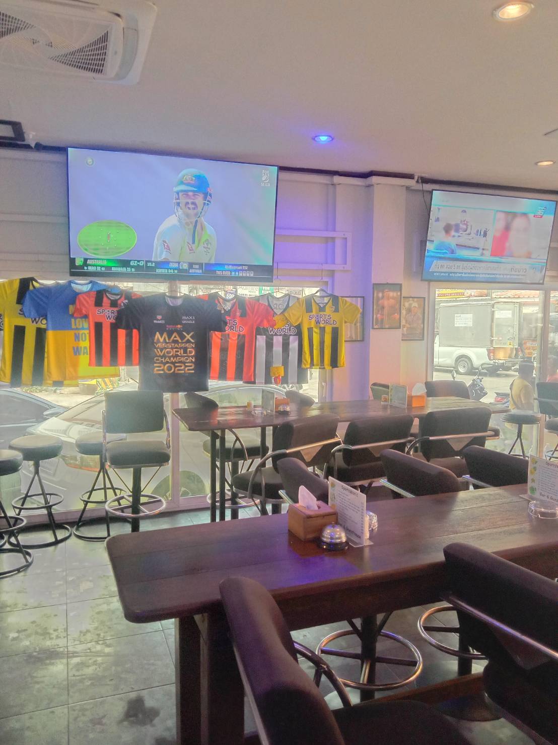 SportsWorld pattaya, sport shirts