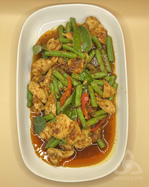 Yummy's restaurant and bar in Jomtien pattaya thailand, stir fried red chili