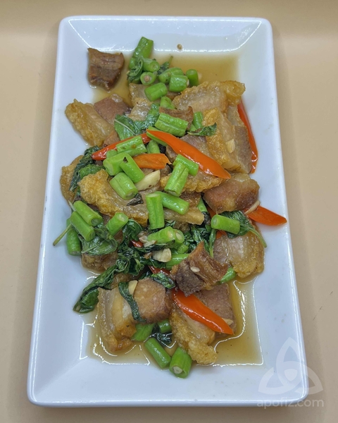 Yummy's restaurant and bar in Jomtien pattaya thailand, crispy pork and basil leaves