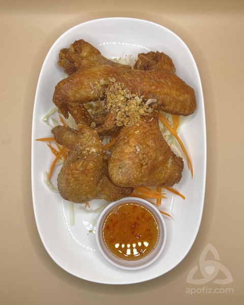Yummy's restaurant and bar in Jomtien pattaya thailand chicken wings