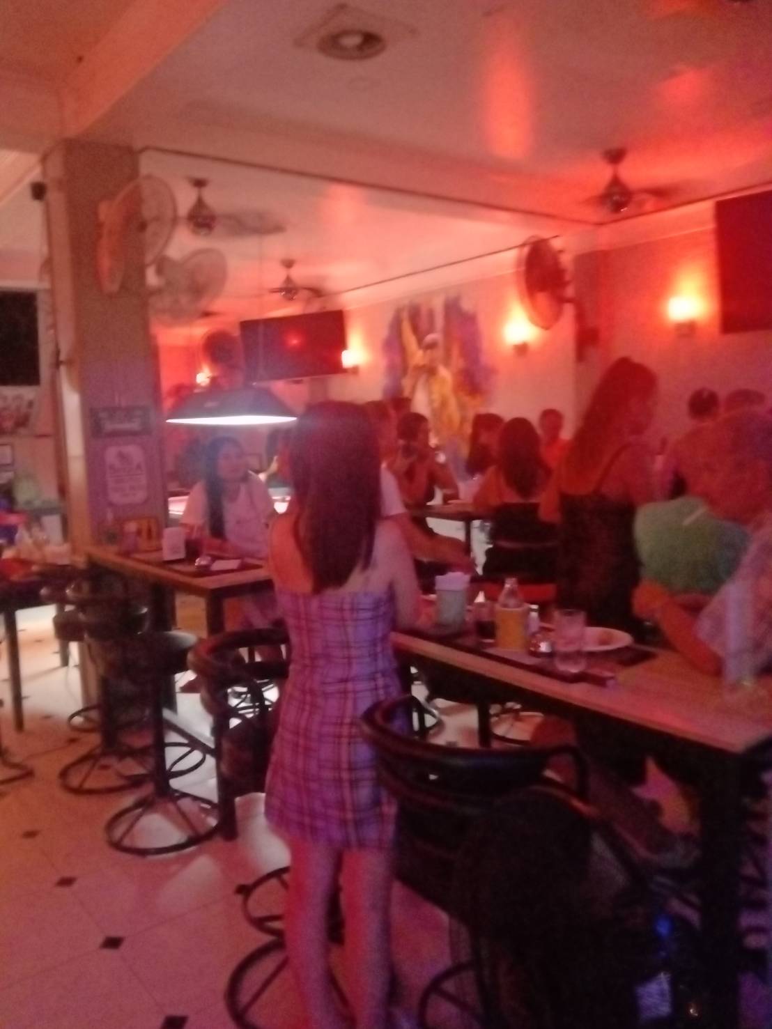 ning ning restaurant bar in jomtien, another view of the life band