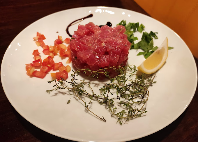 Osteria Sendi, Italian restaurant in Pattaya, soi Bong Koch, Sendi's tuna tartar