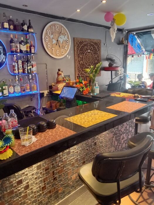 Nine Star Bar and Restaurant Jomtien, soi grand, near the beach, bar