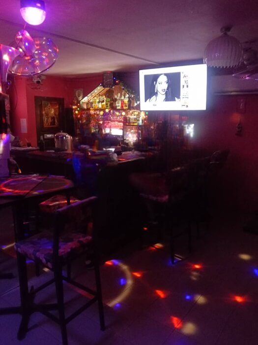 Pinky's Bar, Khao Talo Pattaya's Darkside, inside view