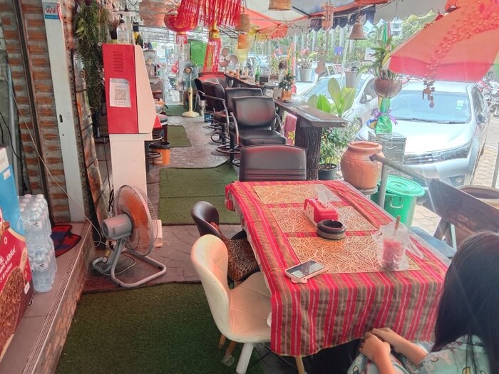 June's kitchen Thai and international kitchen central Pattaya, terras