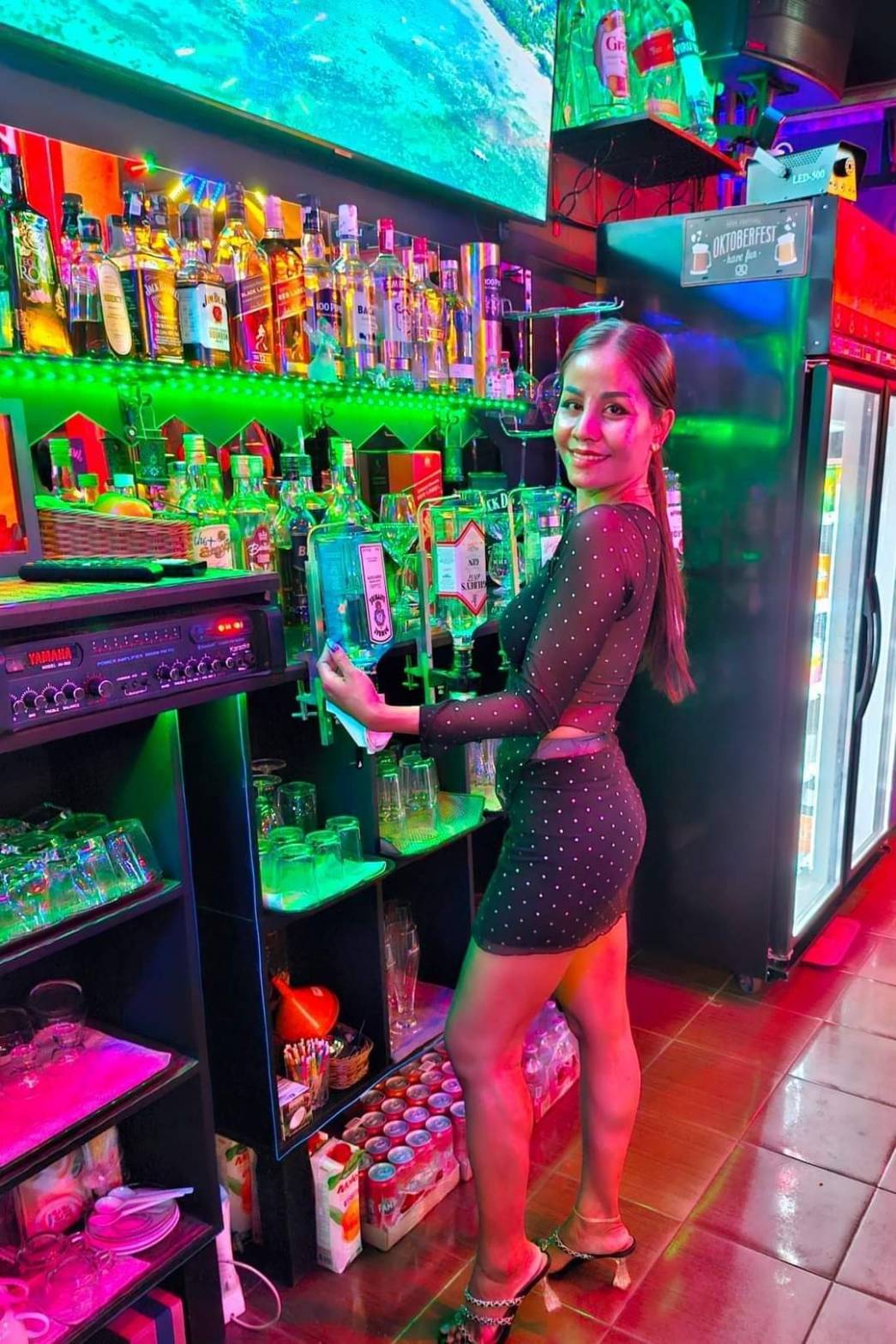 Orange bar rompho complex Pattaya, preparing spirits