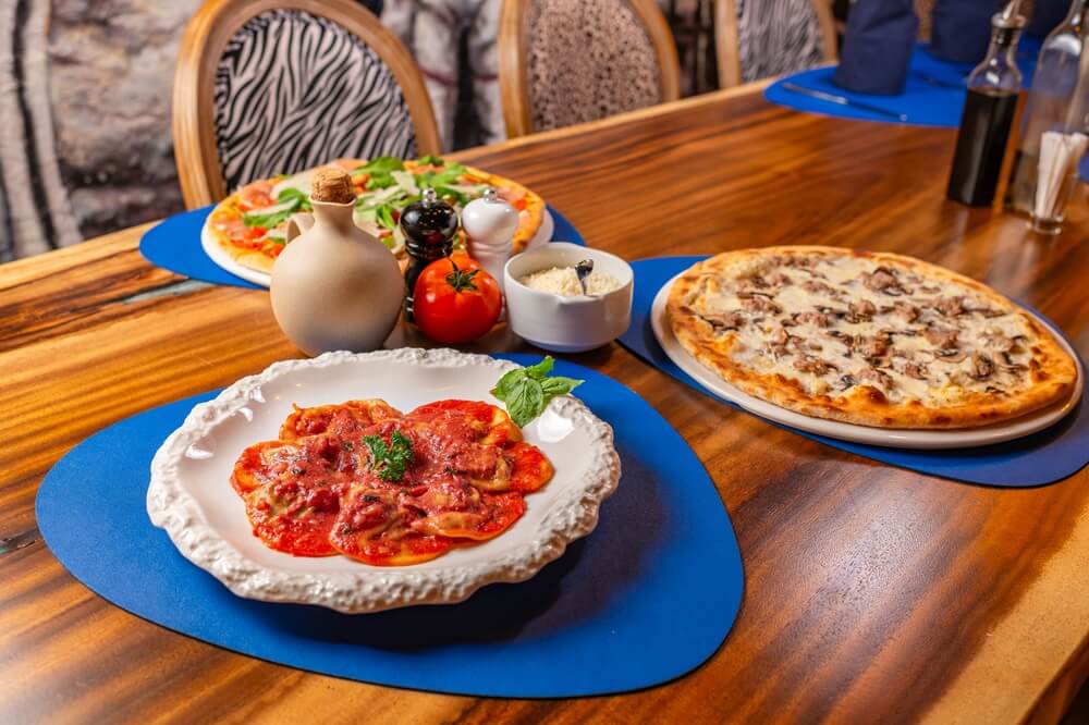 Marco's restaurant and pizzeria in Jomtien Pattaya, pizza menu