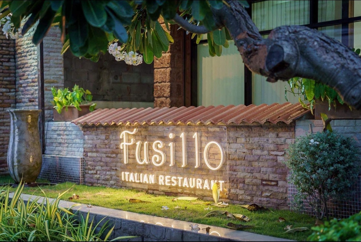 Fusillo, Italian Restaurant, Na Kluea 18, Pattaya, restaurant sign