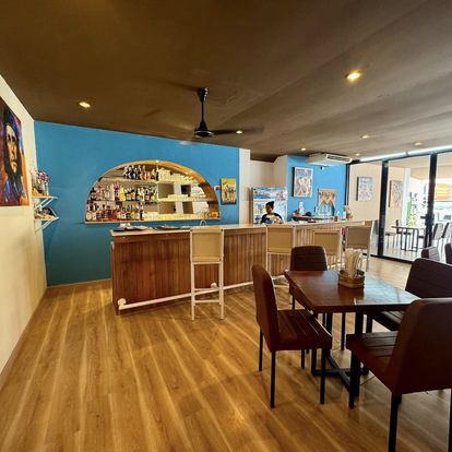 Roseline Cafe, Restaurant, Soi Kophai, Pattaya, air-conditioned room inside the restaurant
