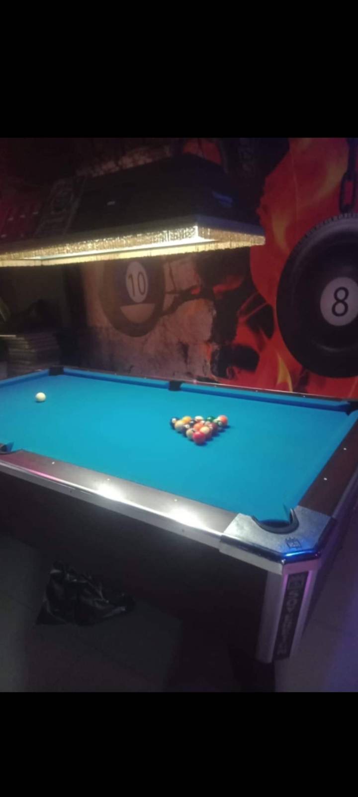 THAT BAR, Darkside, Pattaya, pool table inside
