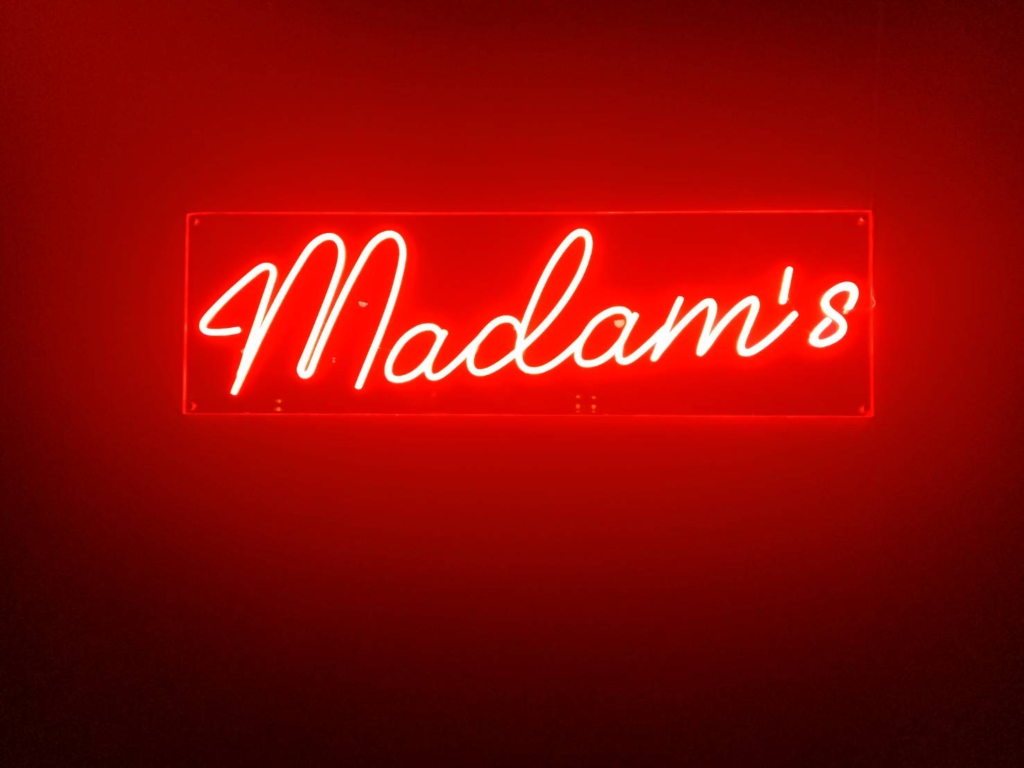 Madam's Club, Gentlemen Club, Pattaya, Soi Bongkoch 3, club frontsign
