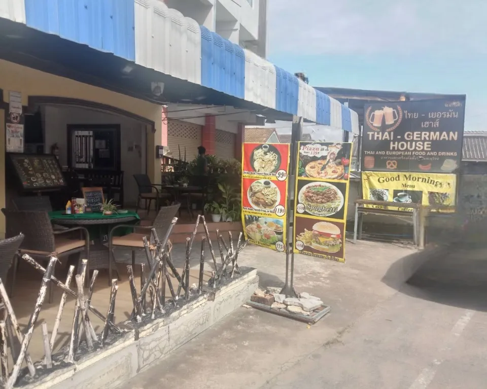 thai german house pattaya, front view
