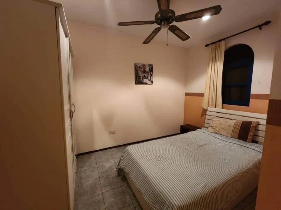 Holland Tulip Resort, Nongpure, Pattaya, spacious quality bed